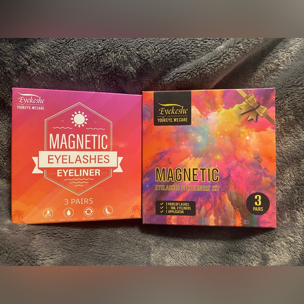 2 Packages of Magnetic Eyelashes